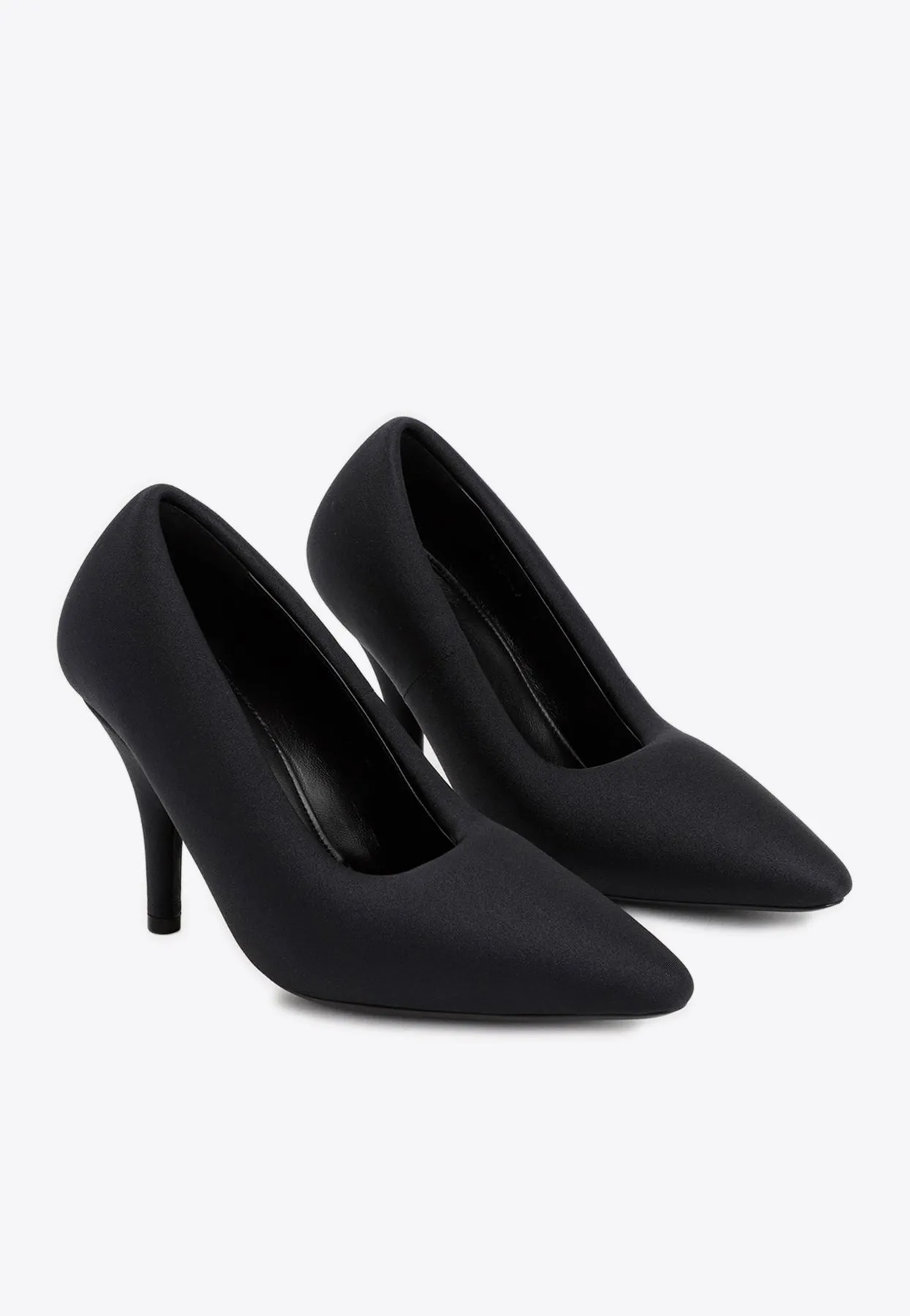 110 XL Exaggerated Pumps
