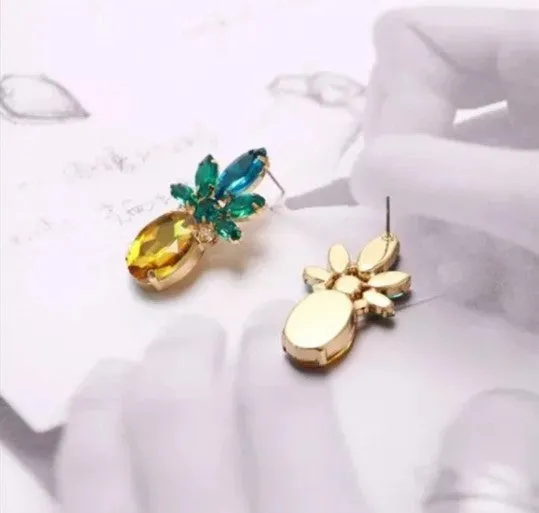 50% OFF Brand New Cute Pineapple 🍍 Earrings Yellow Green . Women's Ladies Fashion Jewelry