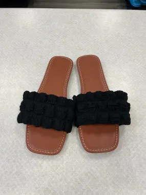 Black Sandals Flats Clothes Mentor, Size 10