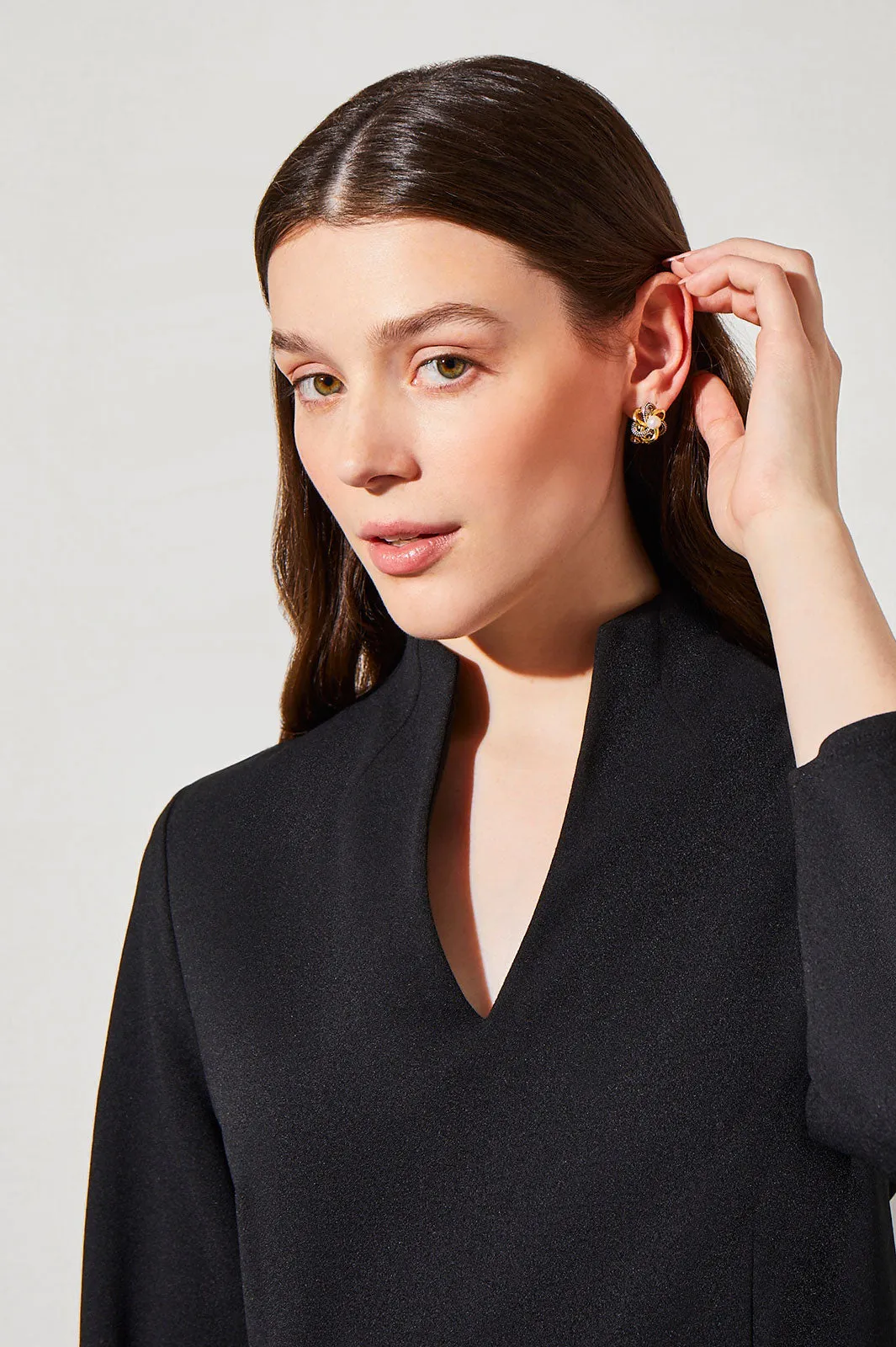 Funnel Neck Deco Crepe Midi Dress