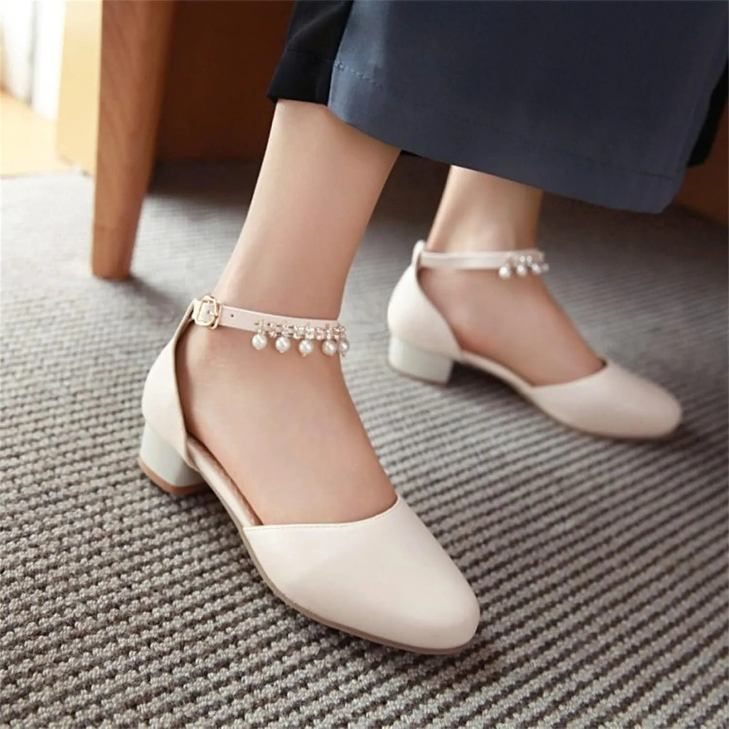 Girls Mary Jane Dress Shoes Pumps Low Heels Flower Party High School Prom Sandals Grils Dress Shoes Toddler Clogs (Beige, 1 Big Kids)