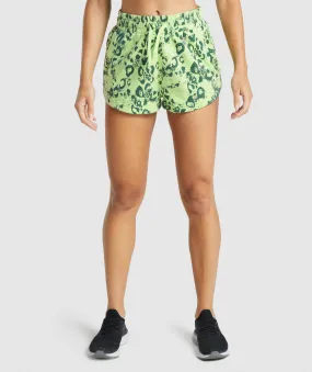 Gymshark Animal Graphic Shorts - Lime/Dark Green Print