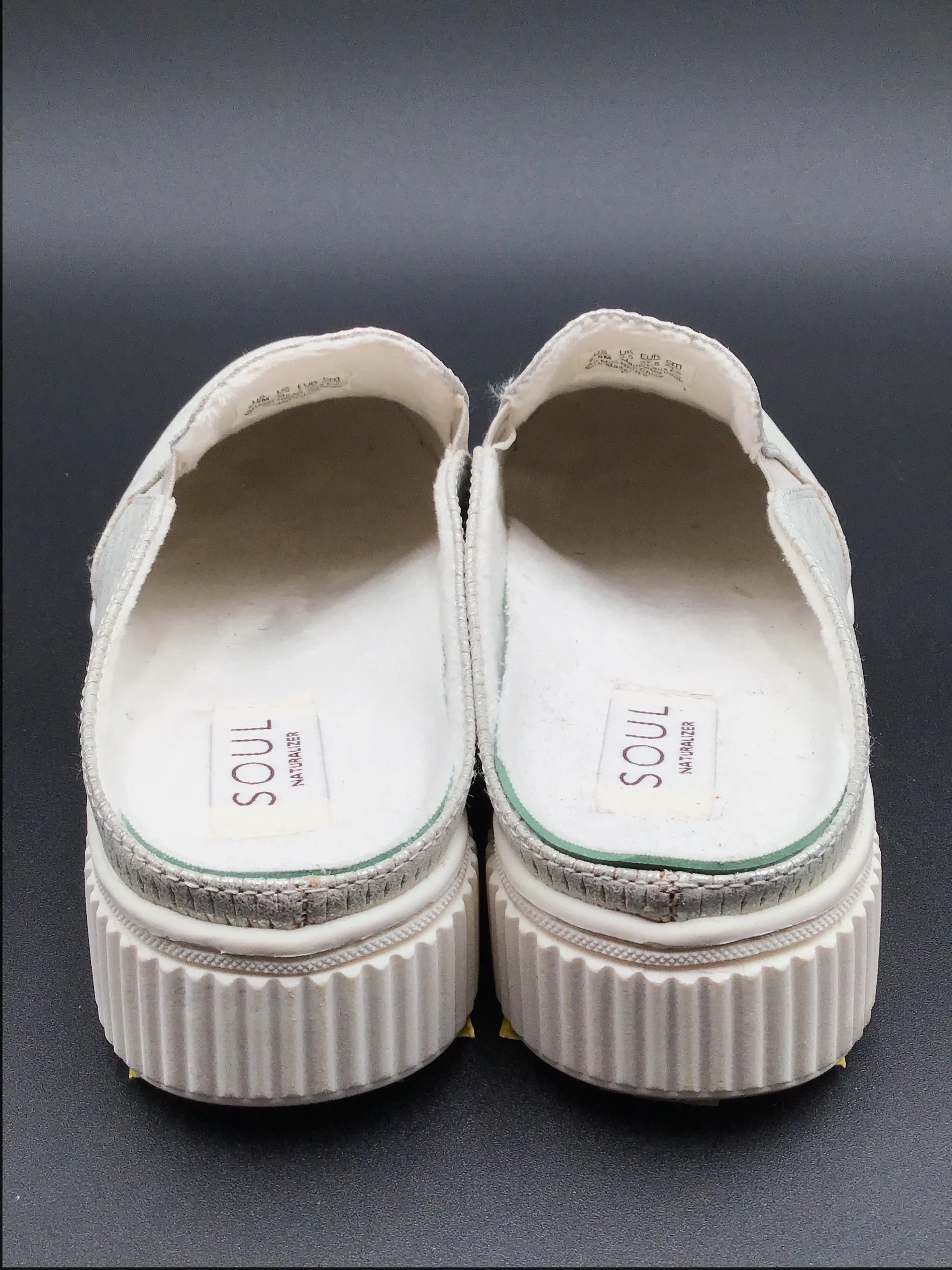 Ivory Shoes Flats Naturalizer, Size 7.5