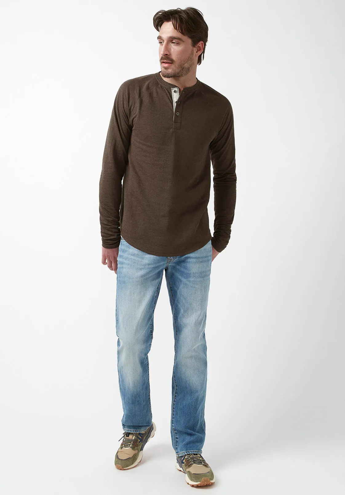 Kariver Men's Long-Sleeve Henley Top in Brown - BM24026