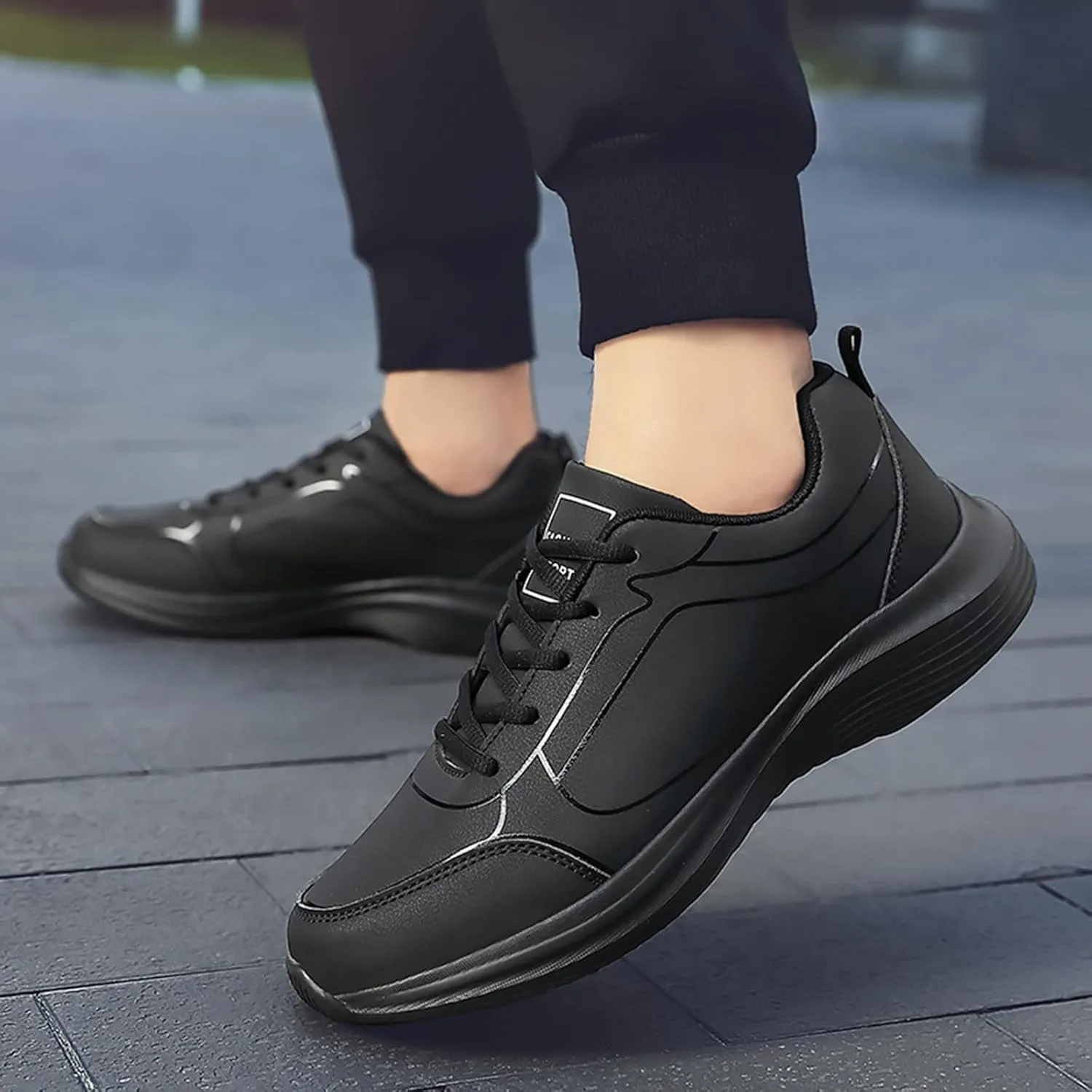 Men's Fashion Sneakers Fashion Men Sports Shoes Flat Non Slip Lace Up Upper Lightweight and Comfortable