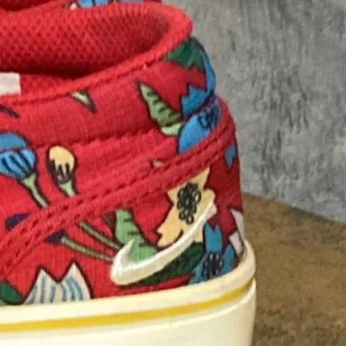 NIKE toki slip print wmns slip-on shoes red flower
